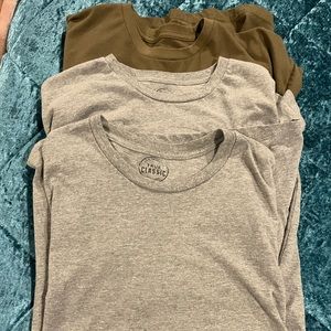 True Classic brand T-shirt bundle